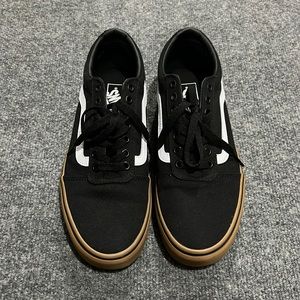 Vans (sneaker) low cut